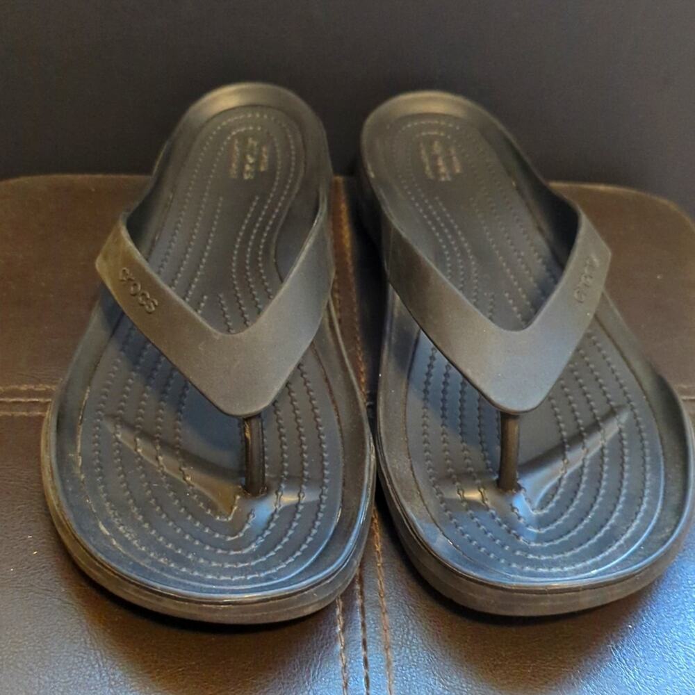 Crocs Swiftwater Lightweight Waterproof Flip Flop Thong Sandals Womens 11
